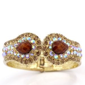 😀 Heavy Gold Tone Rhinestone Hinge Cuff Bracelet